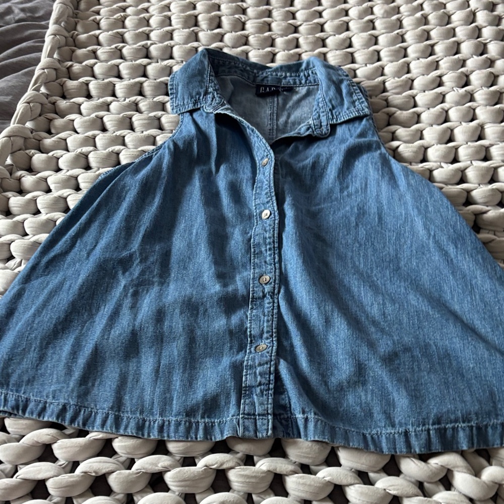 GAP Blue Button Down Sleeveless Shirt